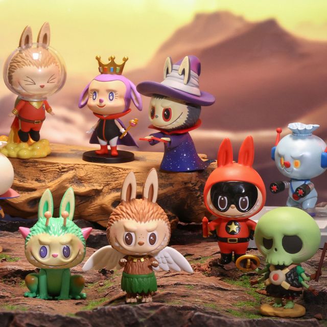 POP MART Labubu THE MONSTERS - Space Adventures Blindbox
