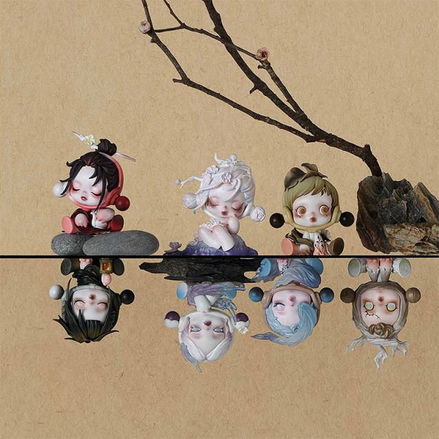 POP MART SKULLPANDA - The Ink Plum Blossom Blindbox